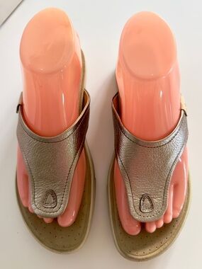 Ecco Damara T Bar Leather Sandals Silver Size 37 6 1/2